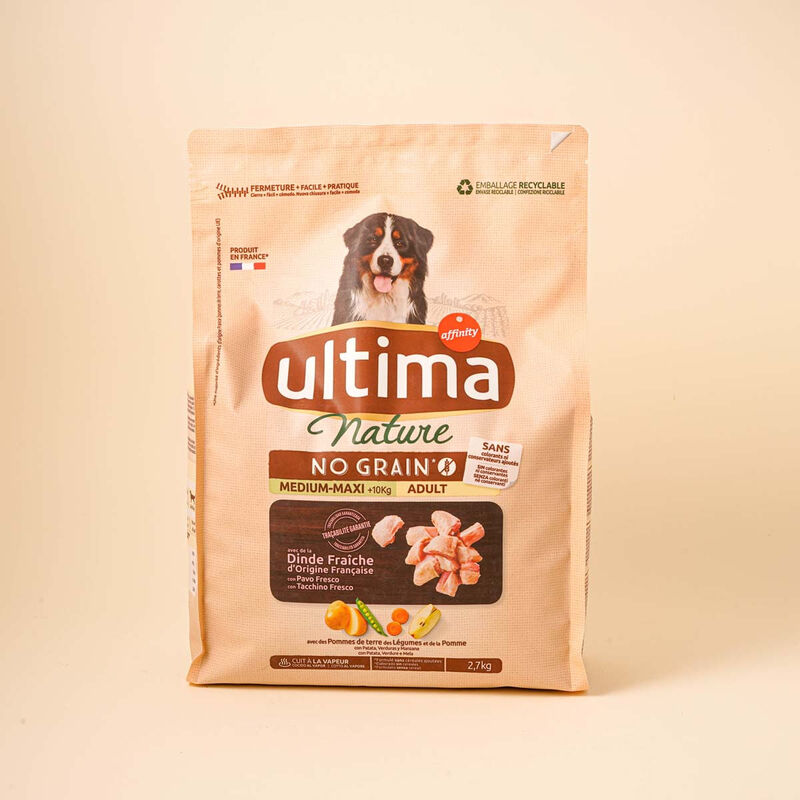 Pinso per a gossos adults raça mitjana-gran amb gall dindi Nature Ultima 2,7kg 