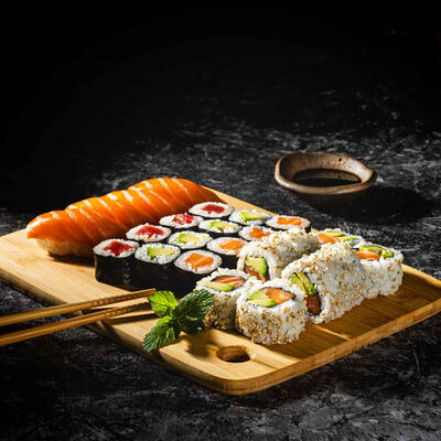 Sushi variado caja 5 Ametller Origen by Hideki - 21uds. 