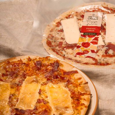 Pizza de jamón y brie Ametller Origen 390g 
