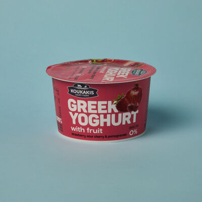Iogurt grec de maduixa, cirera i fruits vermells 2% matèria grassa KOUKAKIS 150g 