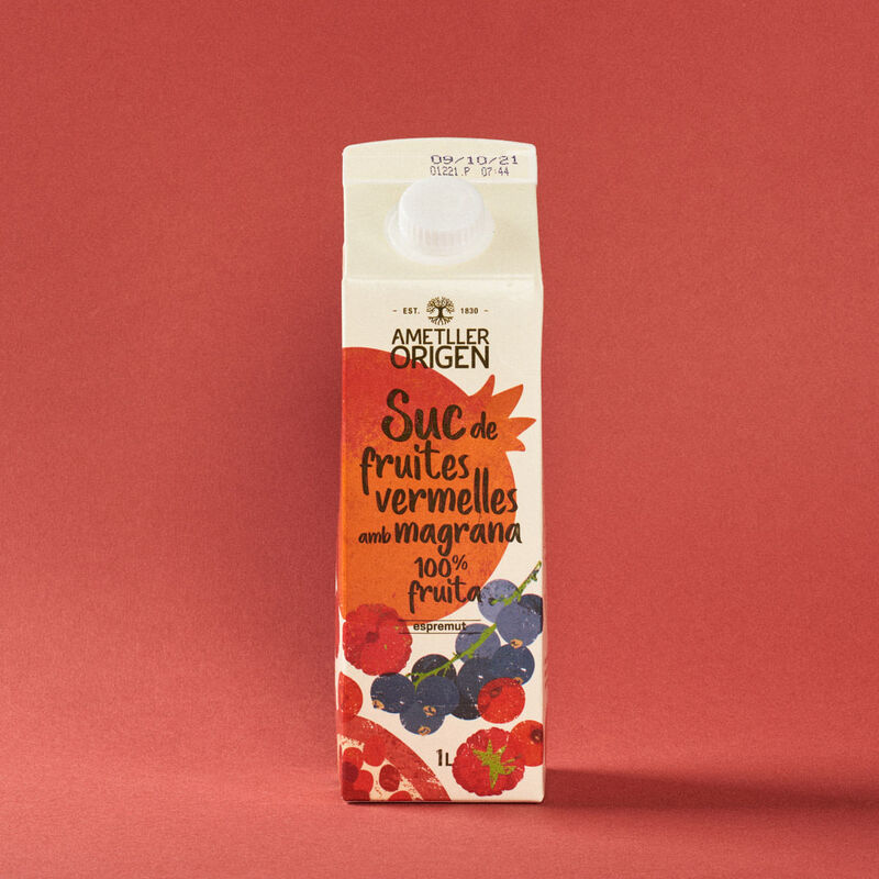 Zumo Frutos rojos con granada Ametller Origen 1L
