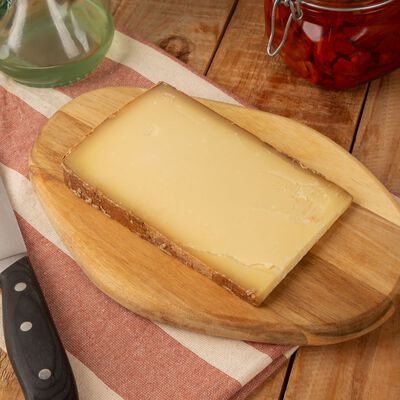 Formatge gruyère depuis Ametller Origen by Arnall 