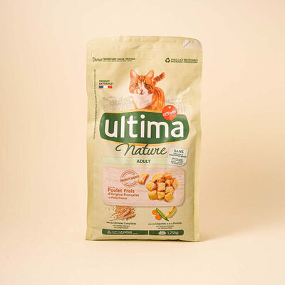 Pienso para gatos adultos con pollo Nature Ultima 1,25kg 