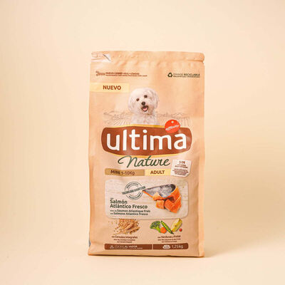 Pienso para perros adultos raza mini con salmón Nature Ultima 1,25kg 