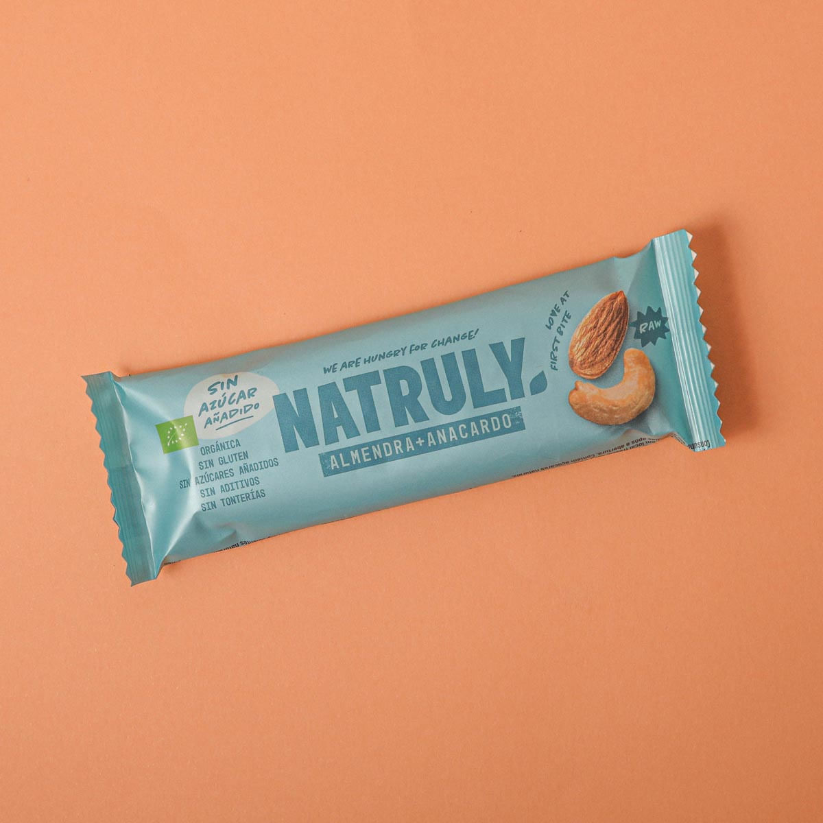 Barrita Raw de almendras y anacardos BIO NATRULY, 1 ud, 40 g 0.04 kg