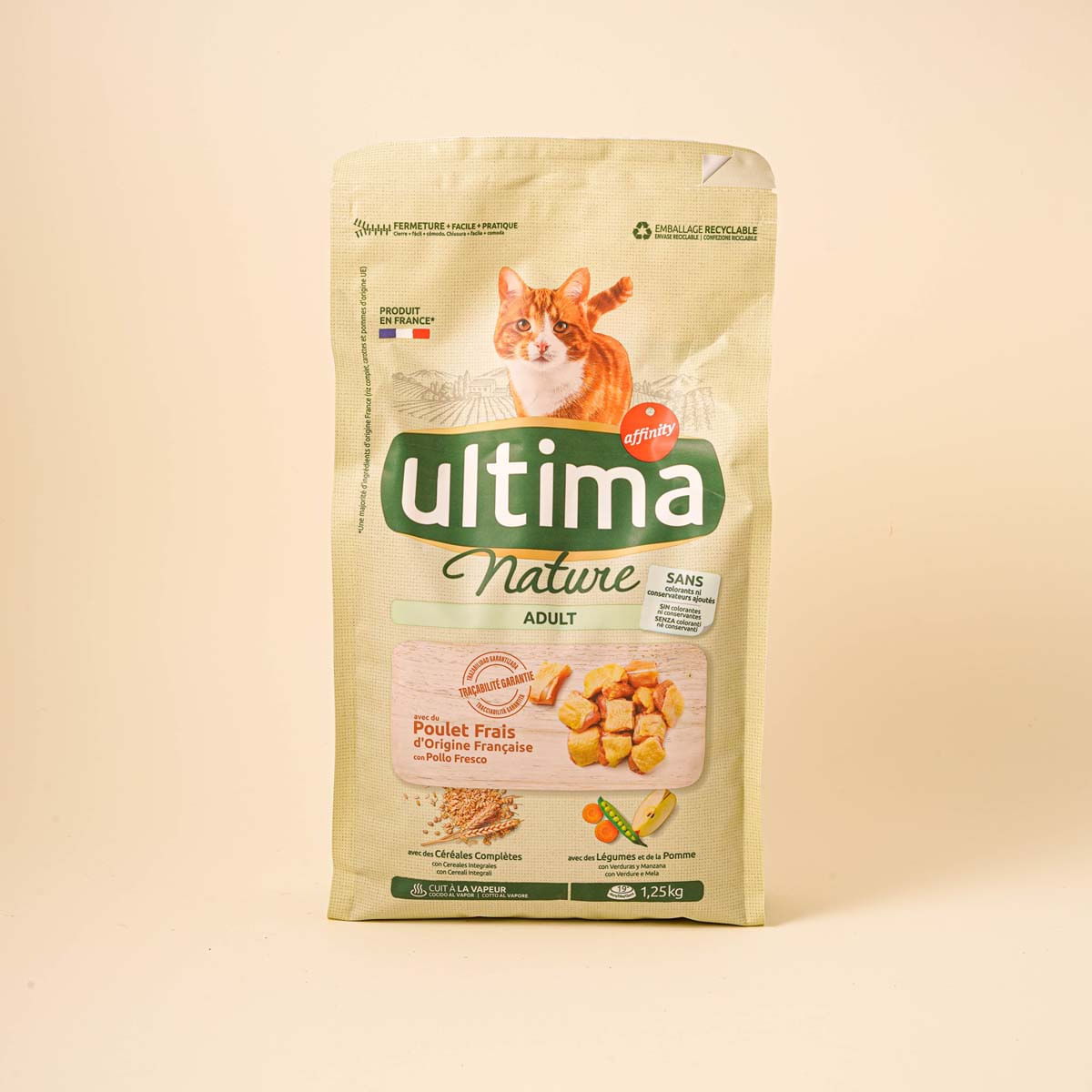 Pinso per a gats adults amb pollastre Nature Ultima 1,25kg